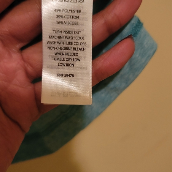 NWT Rachel Zoe Turquoise Aqua Blue White Round Neck Activewear Shirt Top Blouse - Picture 7 of 7